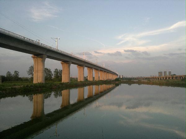 成渝鐵路采用松夏<a href='http://www.luiscisneros.com/' target='_blank'><u>空氣彈簧</u></a>